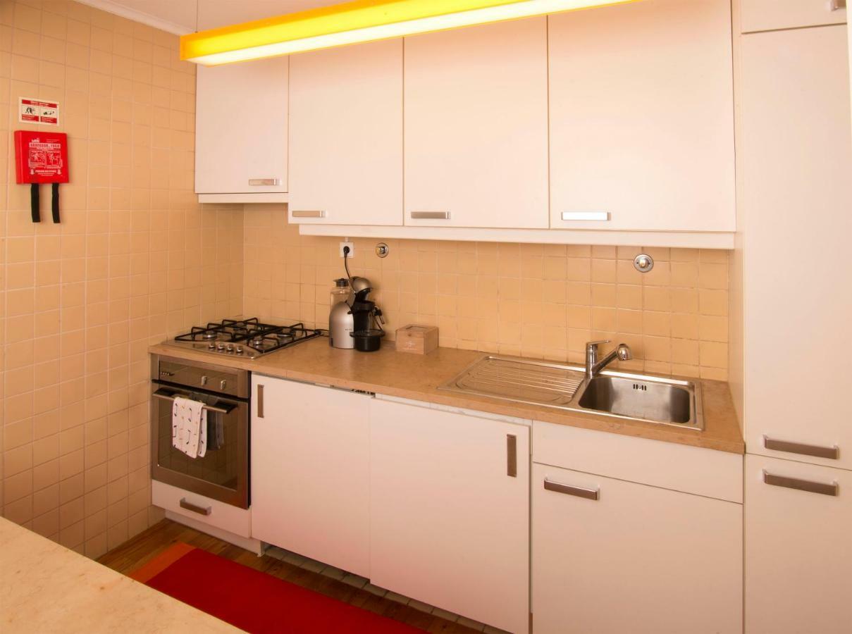 Ba Boheme Apartment Lisbon Bagian luar foto